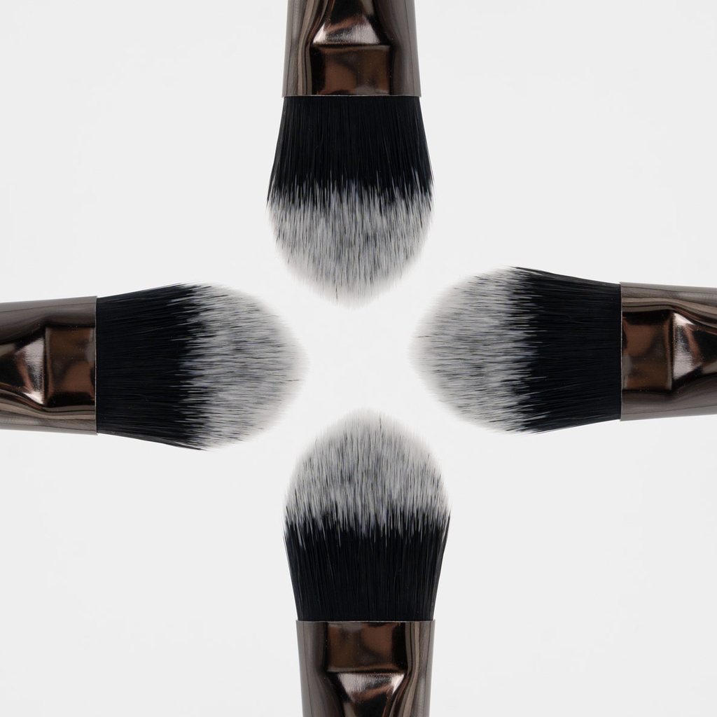 FOUNDATION BRUSH