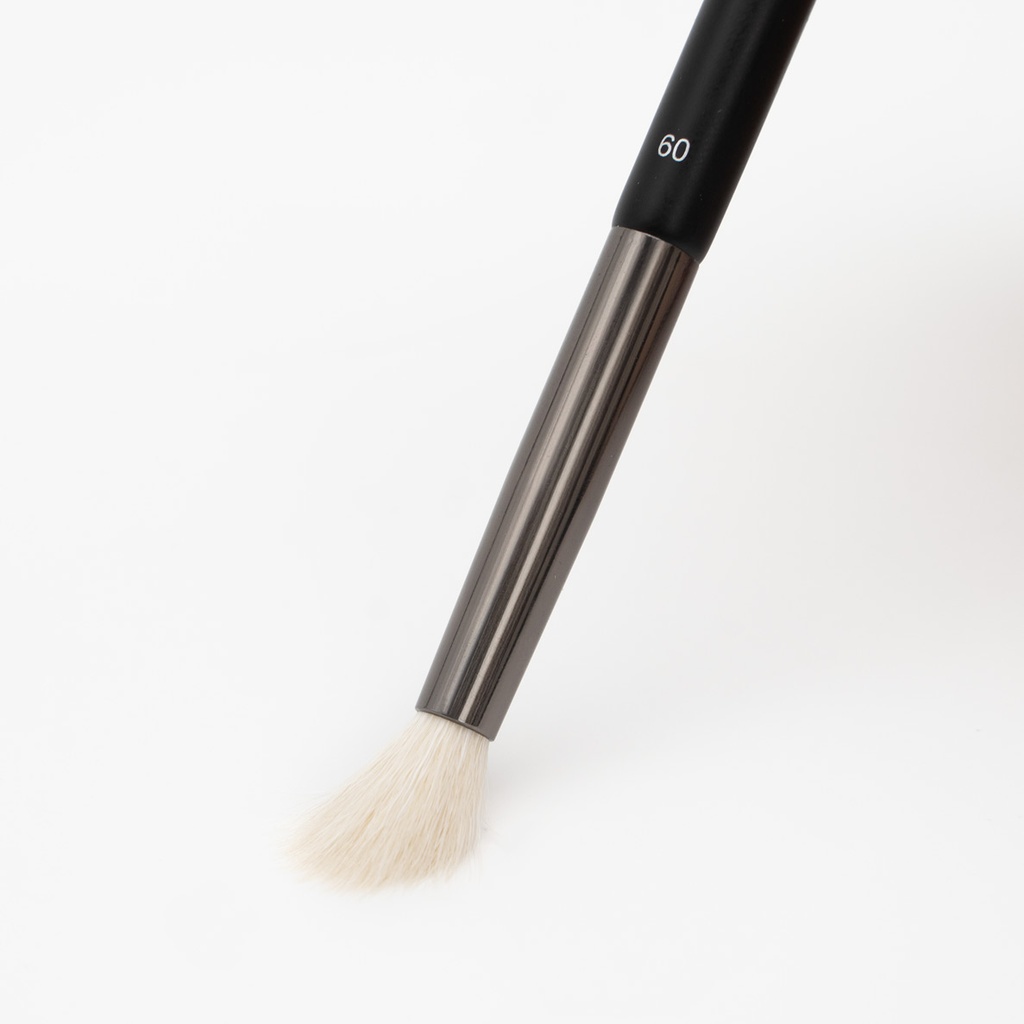 EYE BLENDER BRUSH