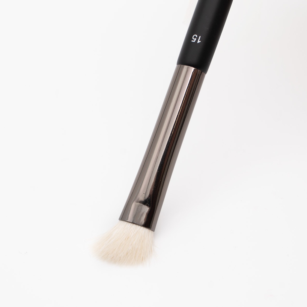 EYE SHADOW BRUSH