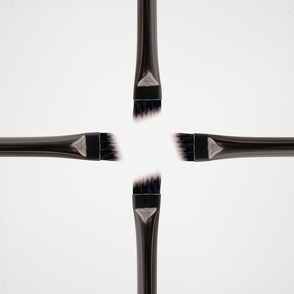 ANGLED BROW BRUSH