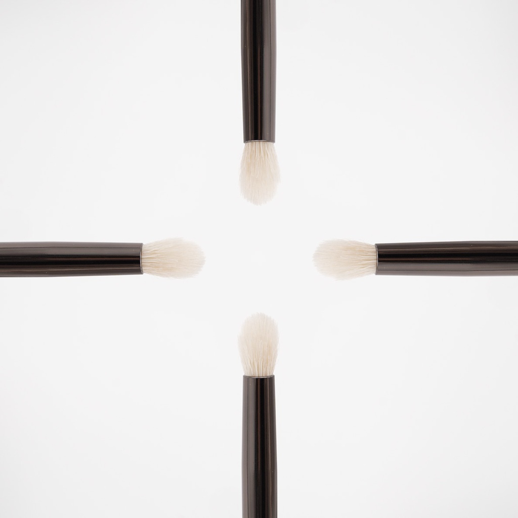 CREASE BRUSH