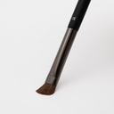 ANGLED EYESHADOW BRUSH
