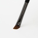 TAPERED EYESHADOW BRUSH
