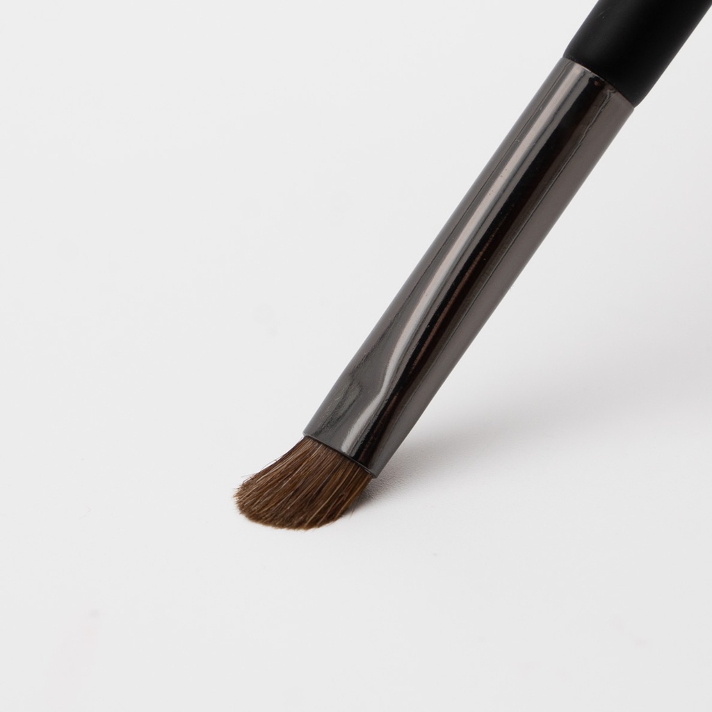 MINI EYESHADOW BRUSH