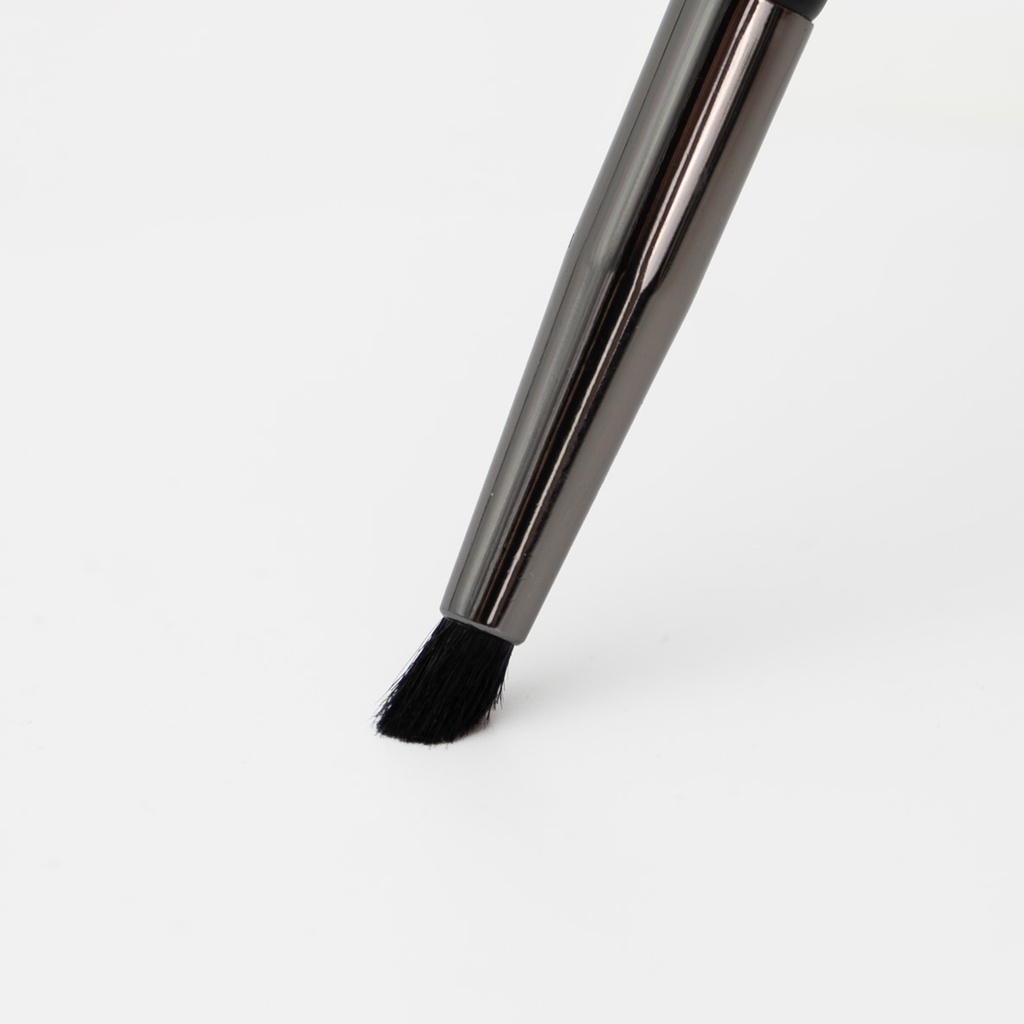 SMALL POINTED SMUDGE BRUSH