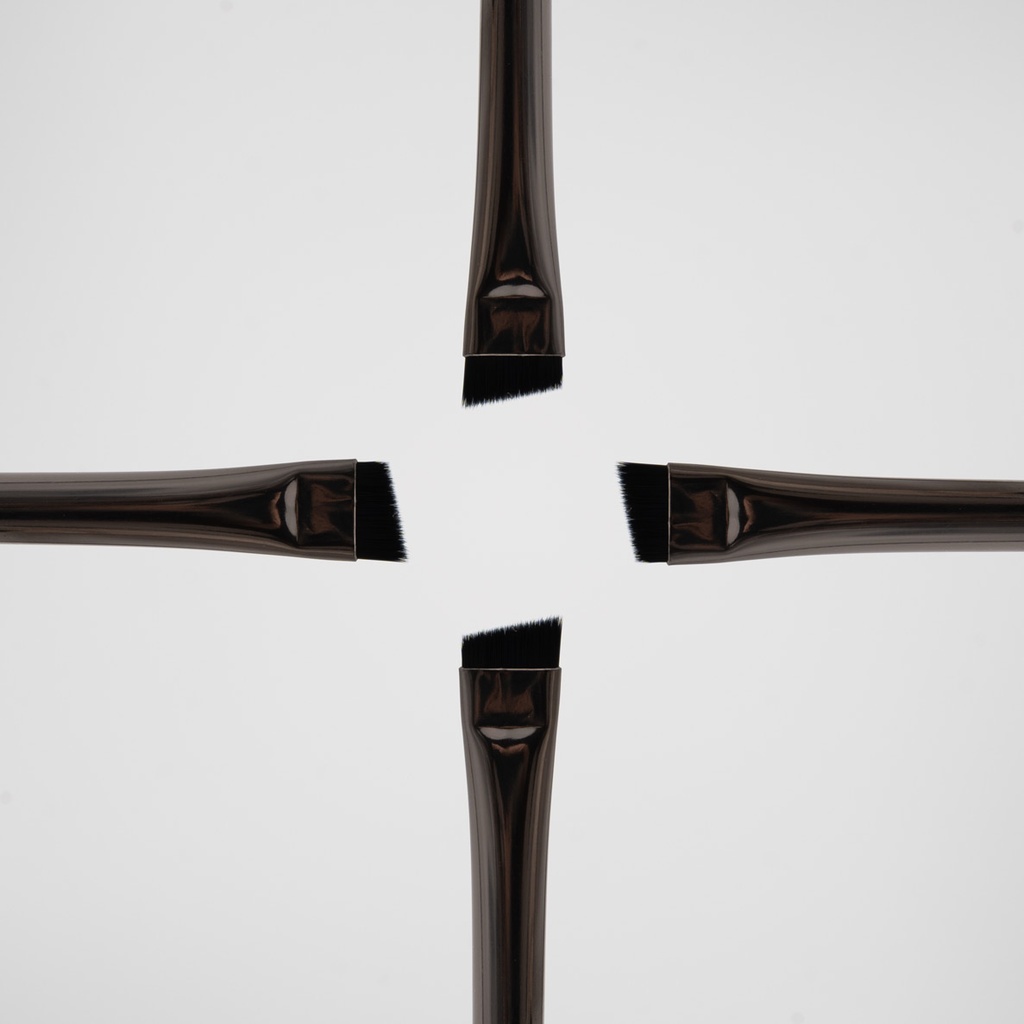 ANGLED BROW BRUSH